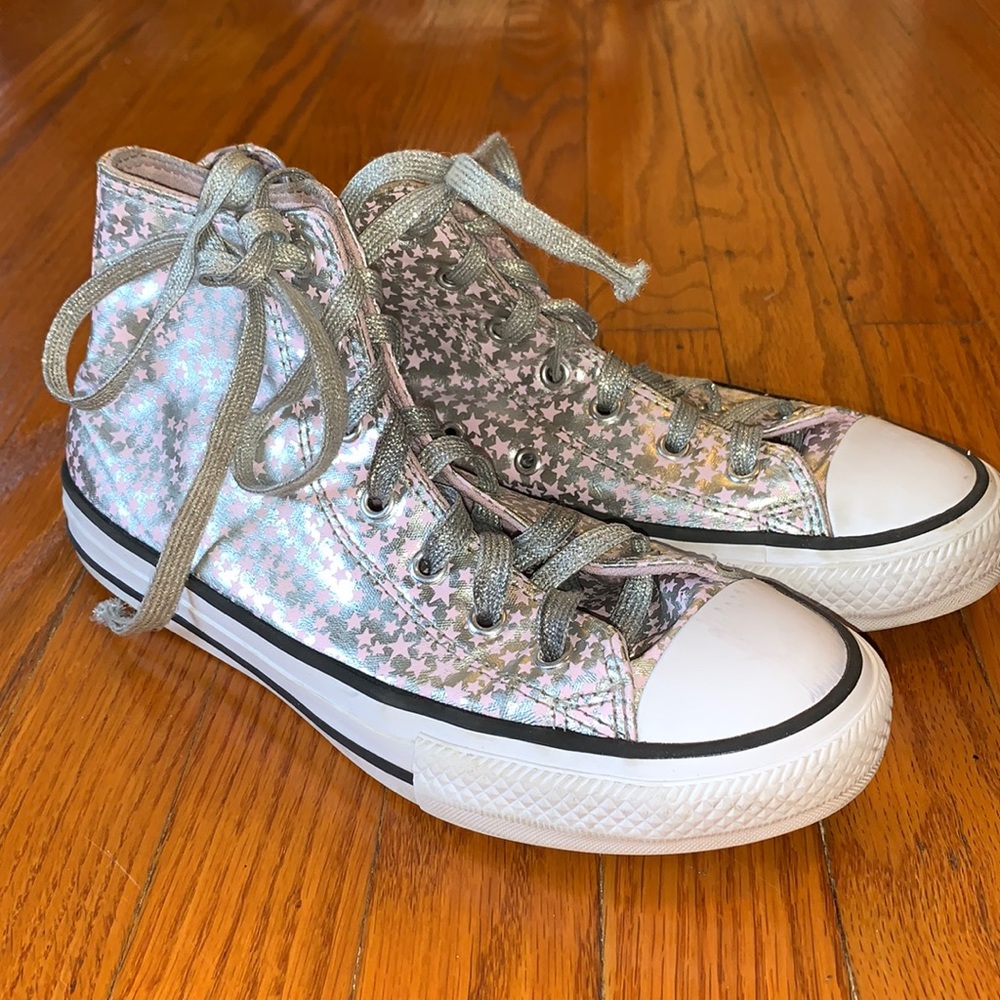 Converse Metallic Silver w/ Pink Stars High Top Lace Up Sneakers - Junior Size 4
